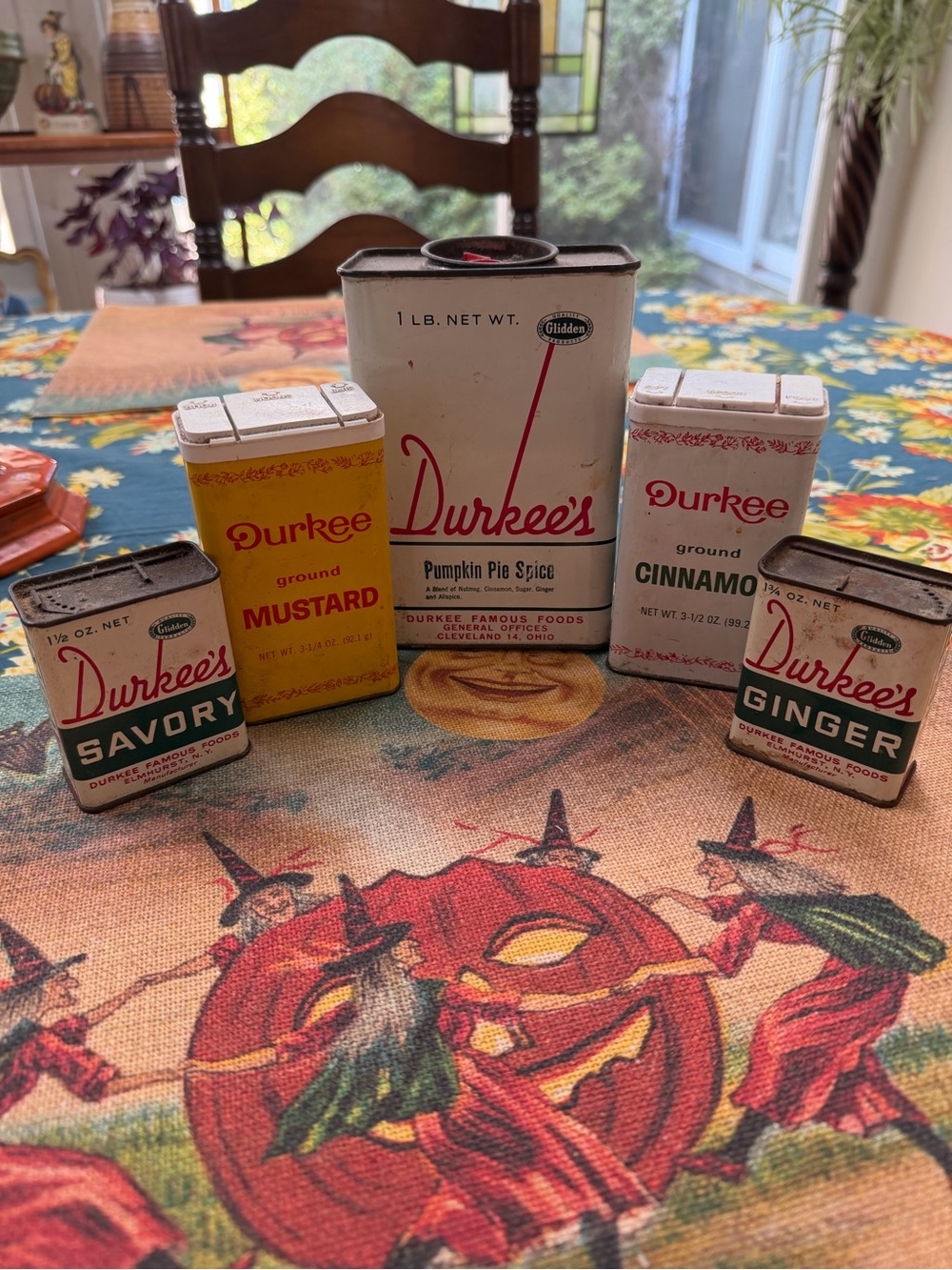 Durkee Vintage Spice Tin Set with Pumpkin Pie Spice - Yellow, Cream, Red